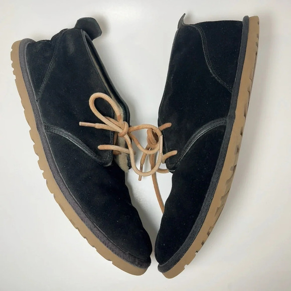 UGG Men's Maksim Chukka Boots Black Color - Picture 7 of 11